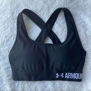 Under Armour mid support sports bra XS